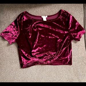 This top is really soft and good to go out it’s also really short